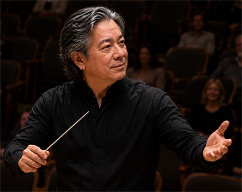 Valencia---Conductor-Warm